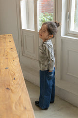 Autumn Straight Leg Jeans