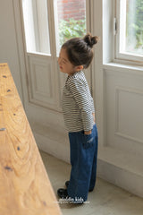 Autumn Straight Leg Jeans