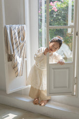 AL eyelet cotton apron _2 Sizes