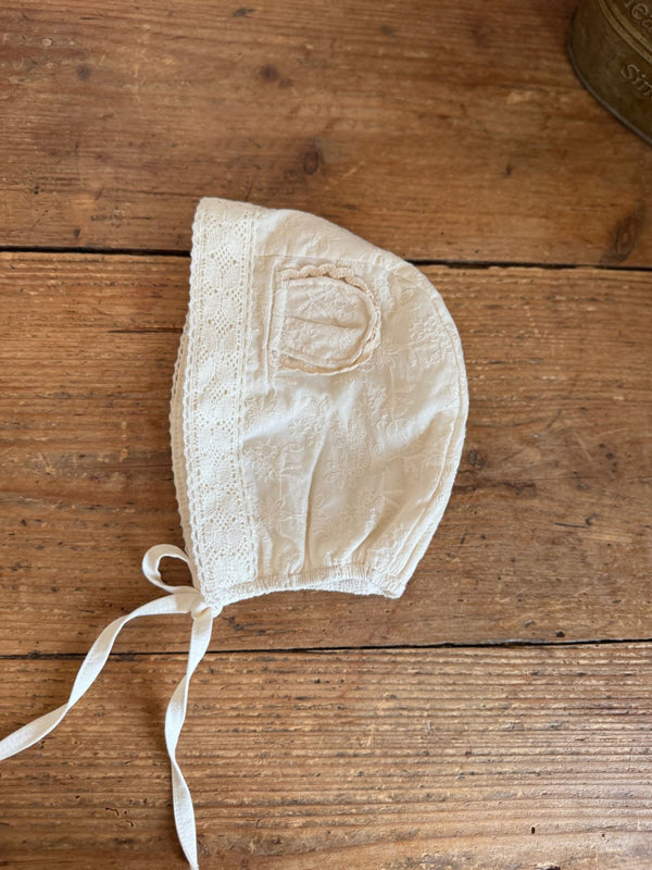 Teddy Bear Lace Bonnet
