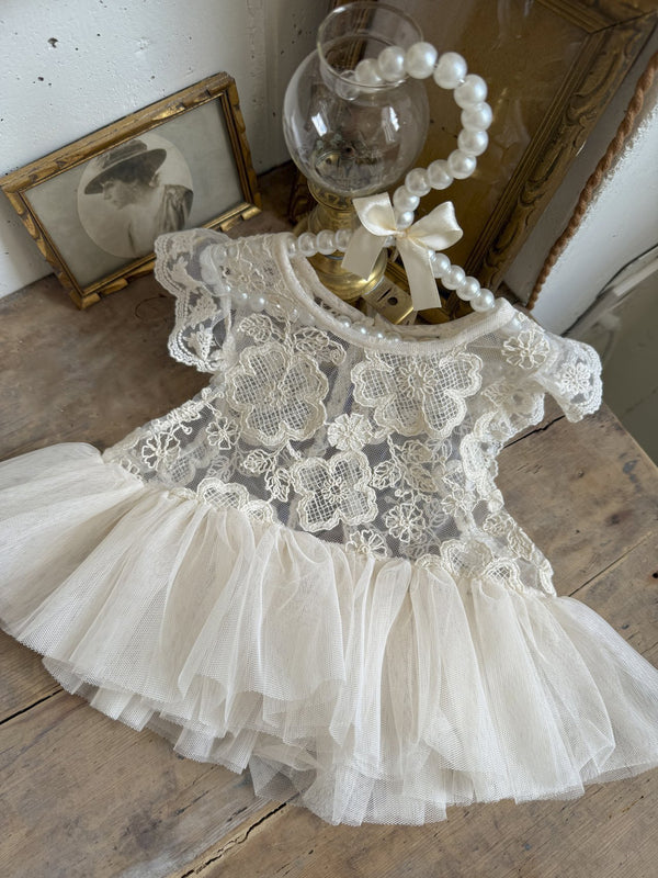 Ange Lace Vest