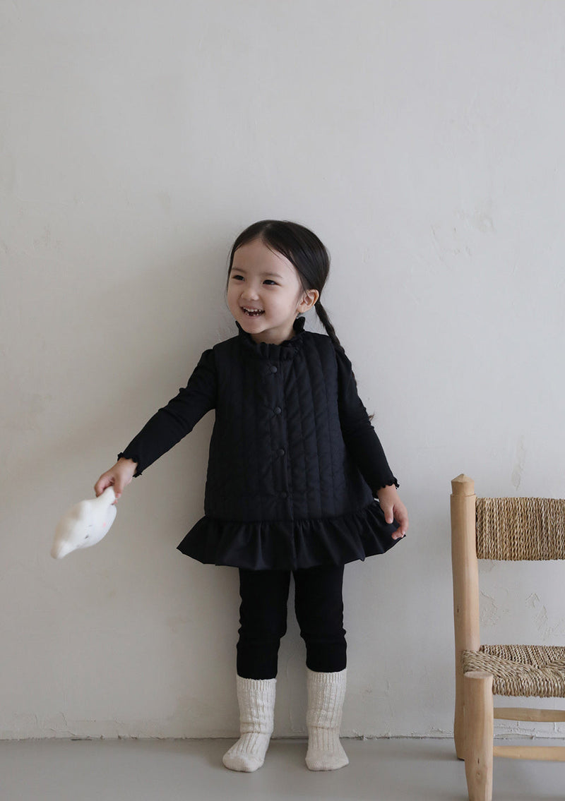 Frill Quilted Vest _ Black