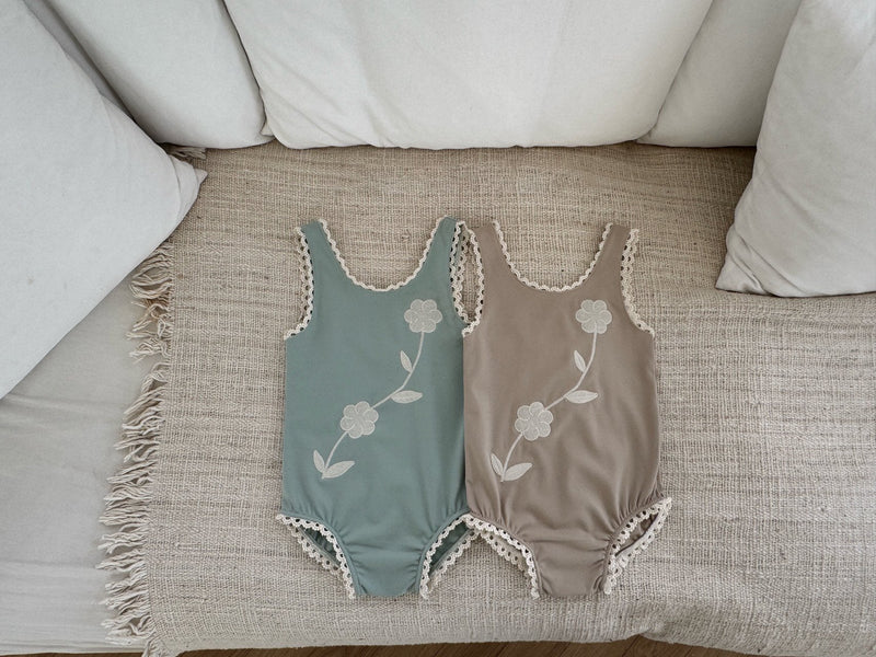 Daisy Swimsuit _2 Colours