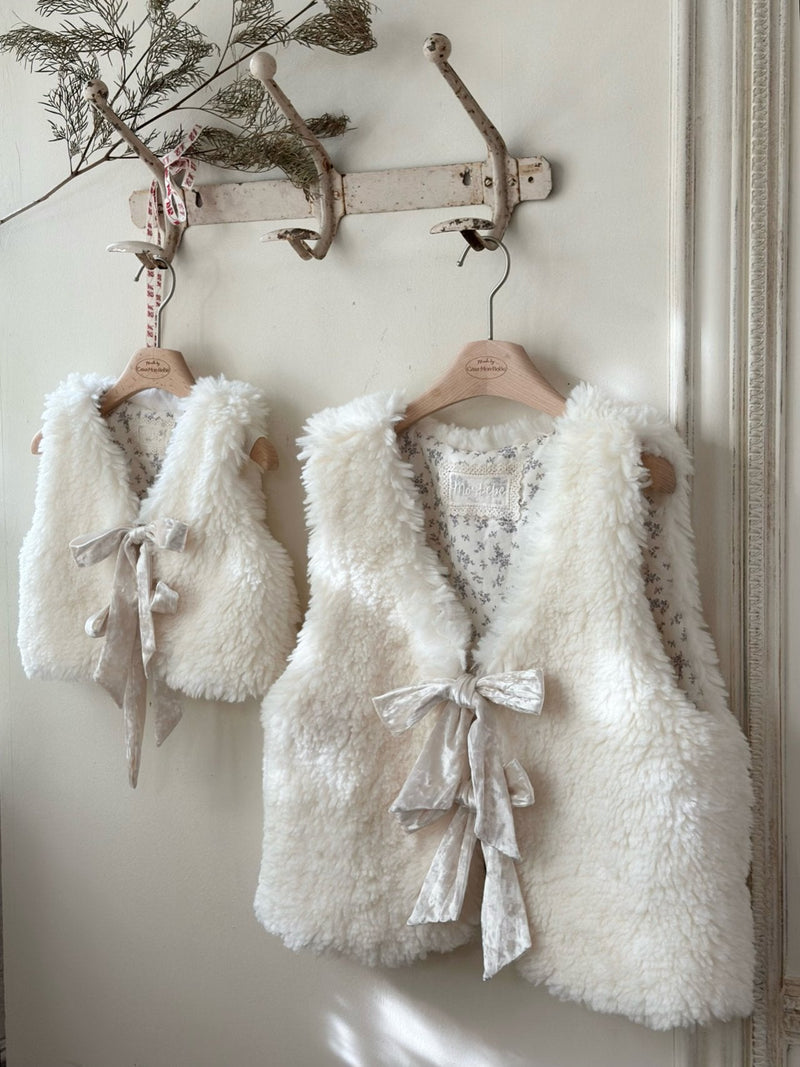 Reversible Eco Fur Adult Vest
