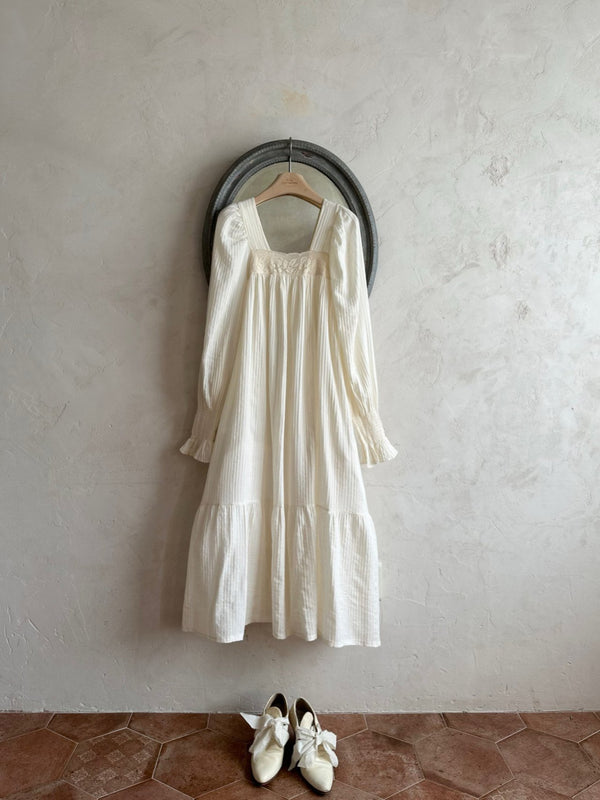 New Vintage Adult Dress _Cream