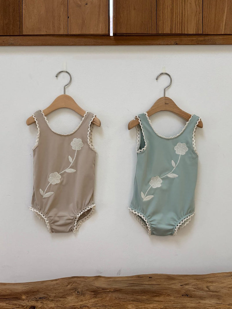 Daisy Swimsuit _2 Colours