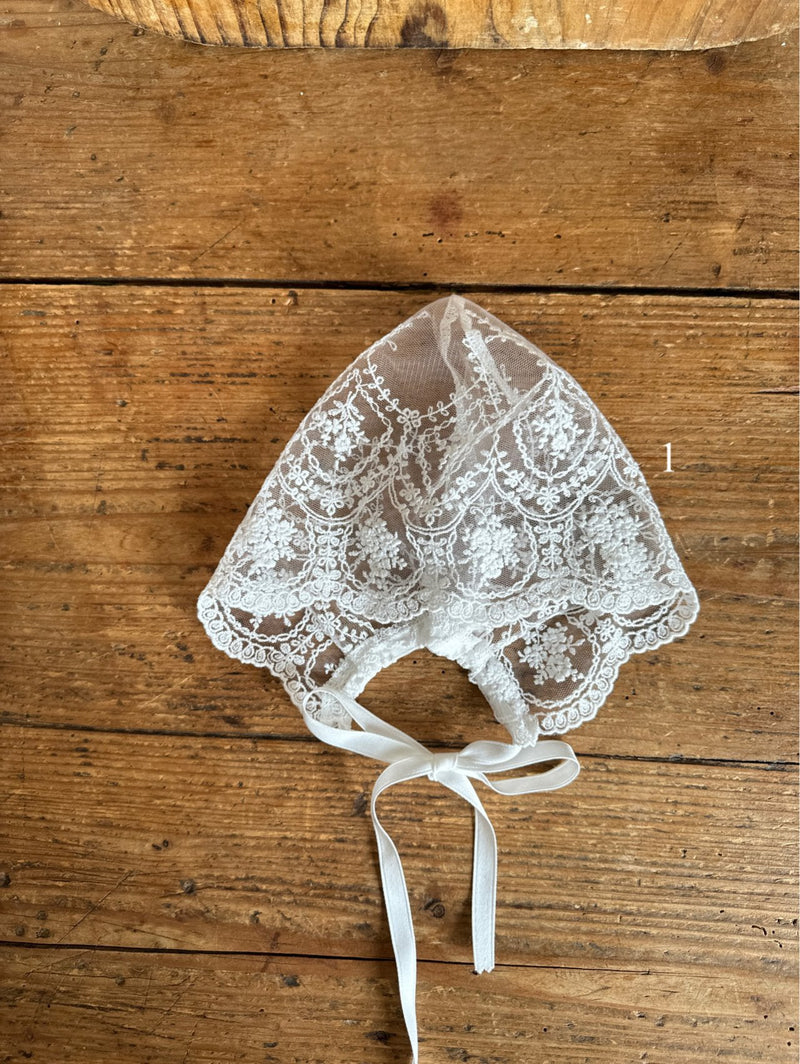 Lacey Bonnet _White