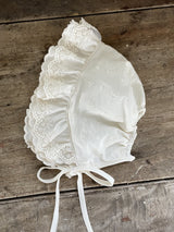 Seri Cotton Lace Bonnet