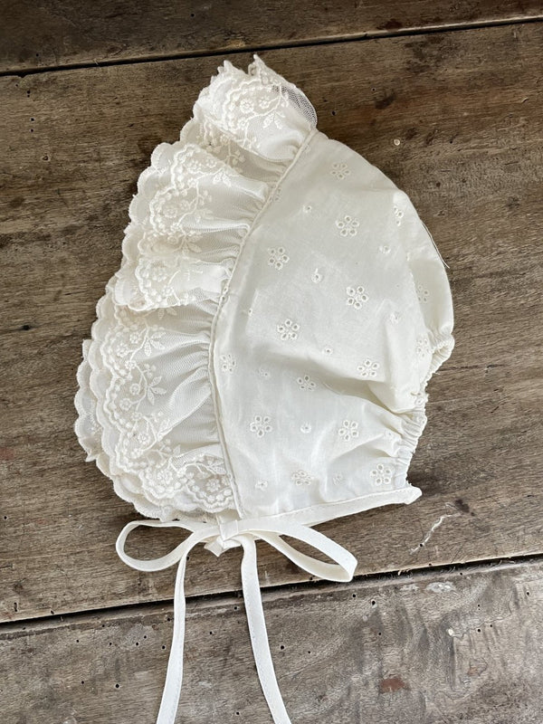 Seri Cotton Lace Bonnet