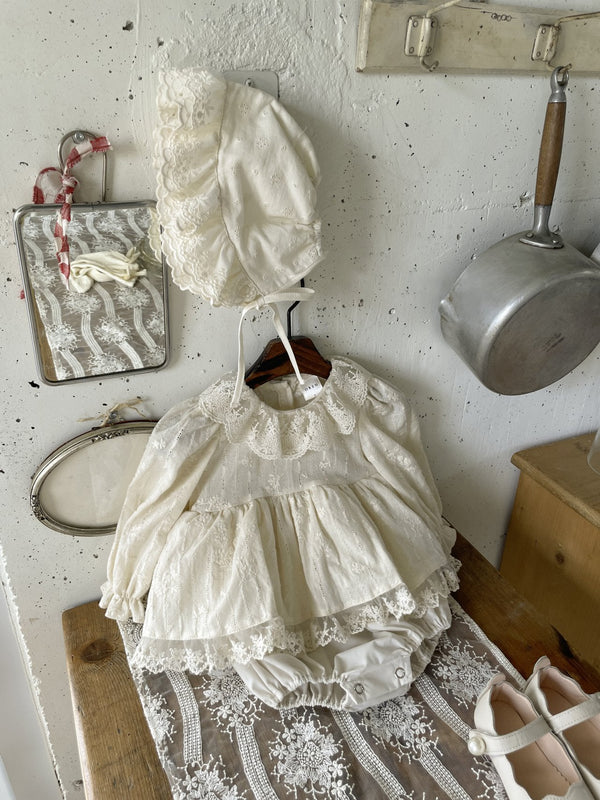 Seri Cotton Lace Bonnet