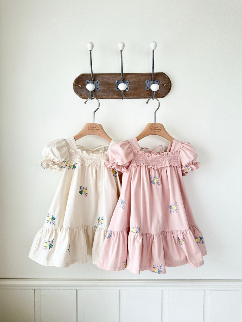 Latte Embroidered Dress_ Pink