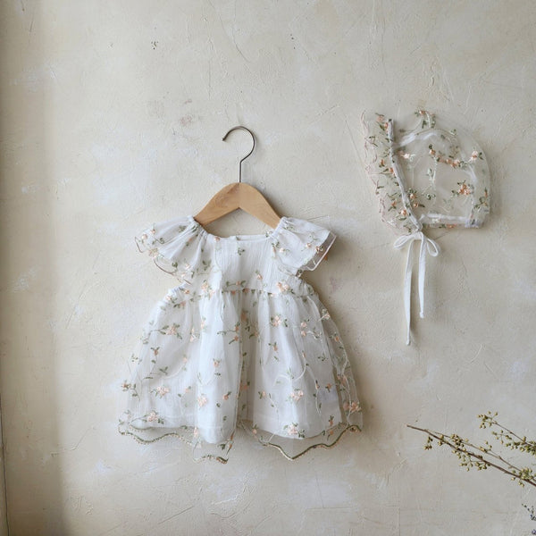 Emily Embroidery Dress & Bonnet Set_ White