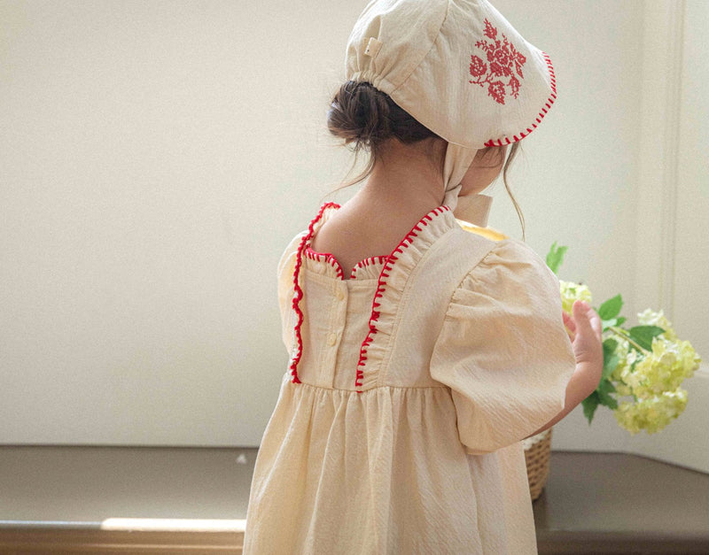 OZ Embroidery Dress _Cream