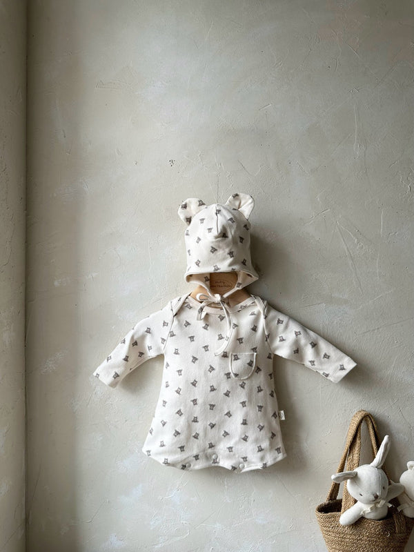 Monbebe Printed Suit and Bonnet Set from Newborn Size _Bear Prints