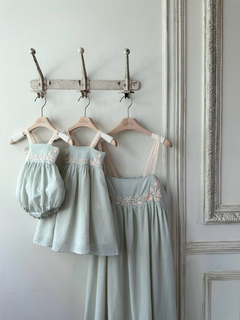 Aria Embroidery Dress _Mint