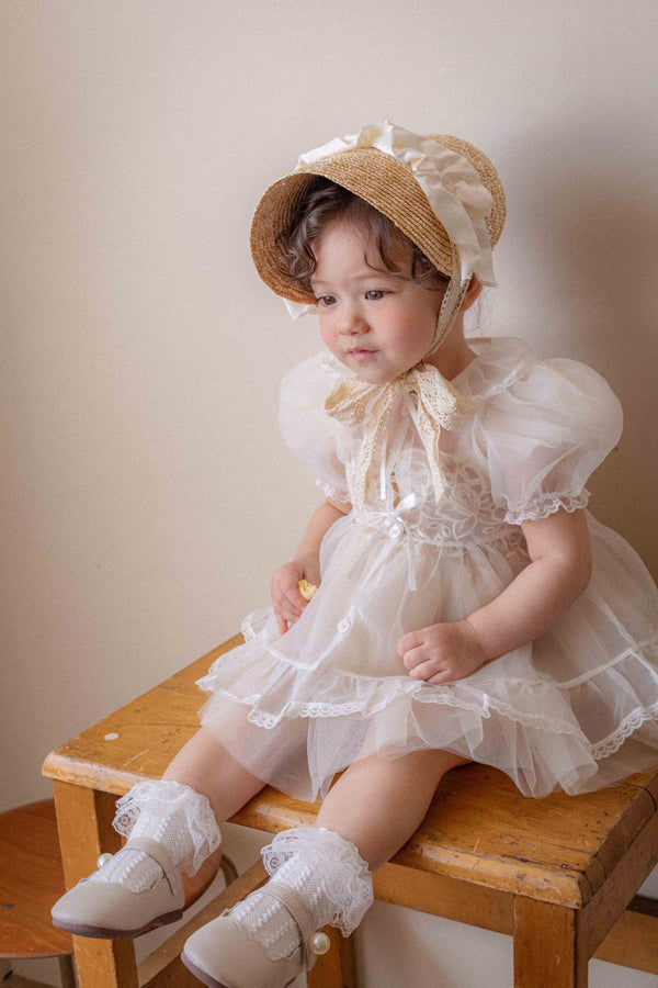 Aroha Frill Bonnet