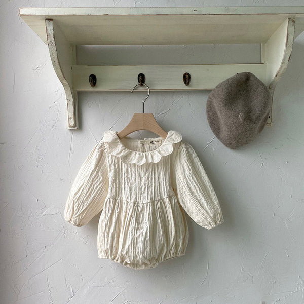 Adela Romper