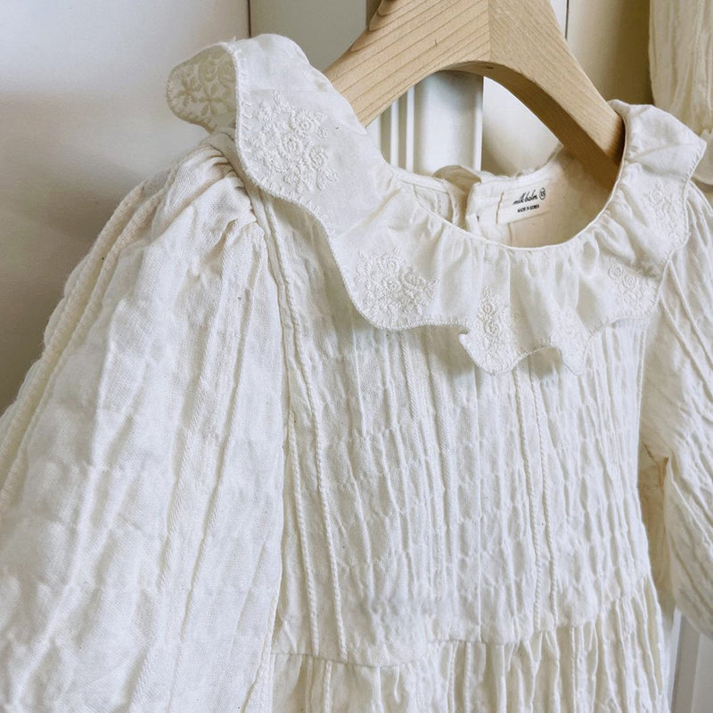 Adela Romper