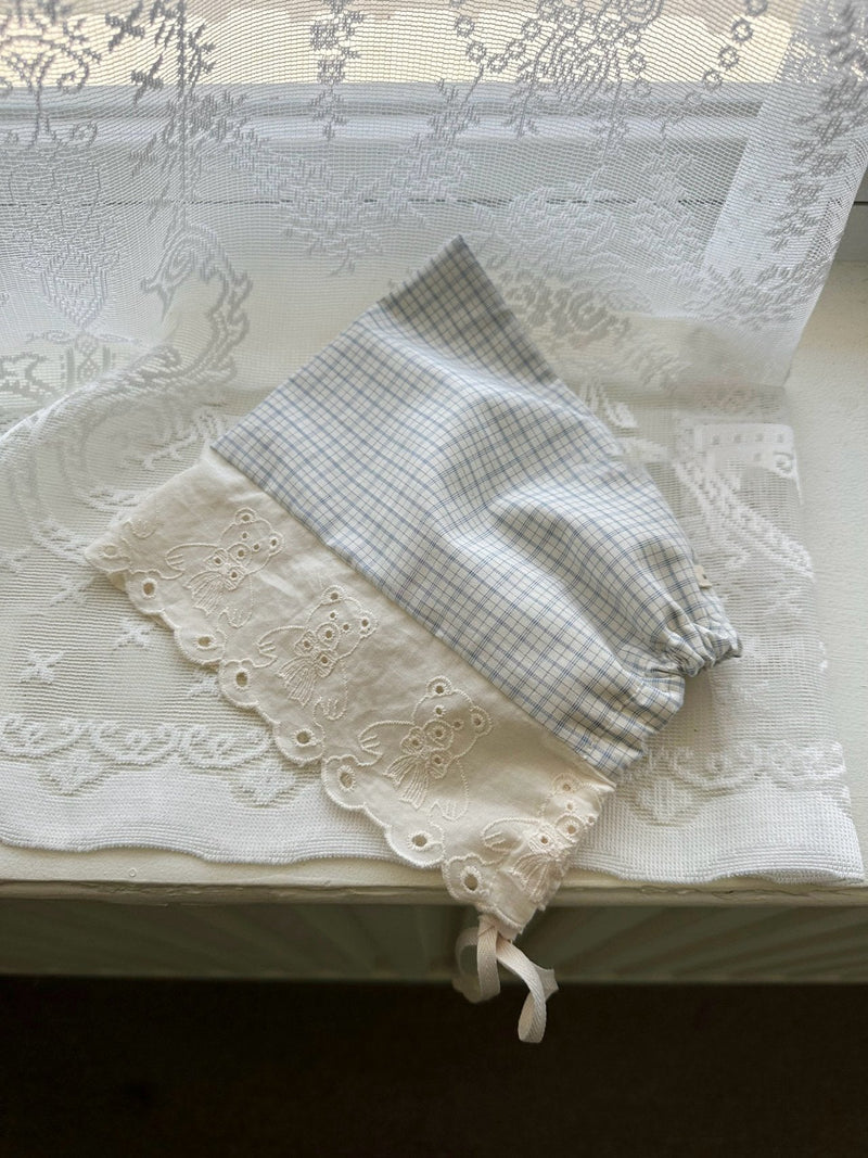 Bluebell Cottage Bonnet