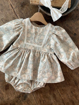 AN Vintage Floral Dress Romper