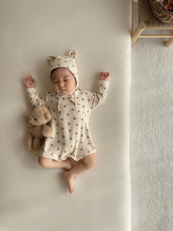 Monbebe Printed Suit and Bonnet Set from Newborn Size _Bear Prints