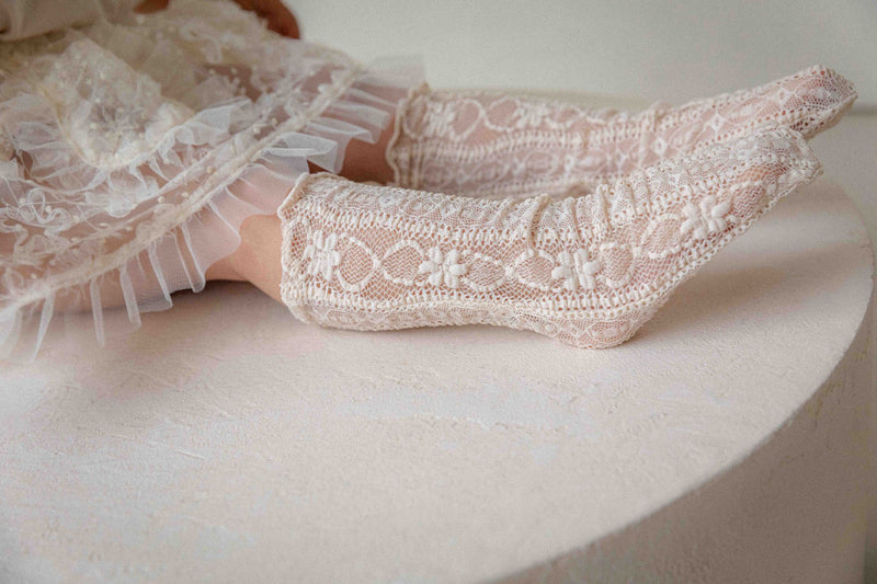 Dressy Lace Knee Socks_3Colours