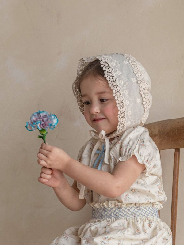 Summer Lace Bonnet_ Cotton