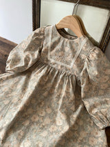 AN Vintage Floral Dress