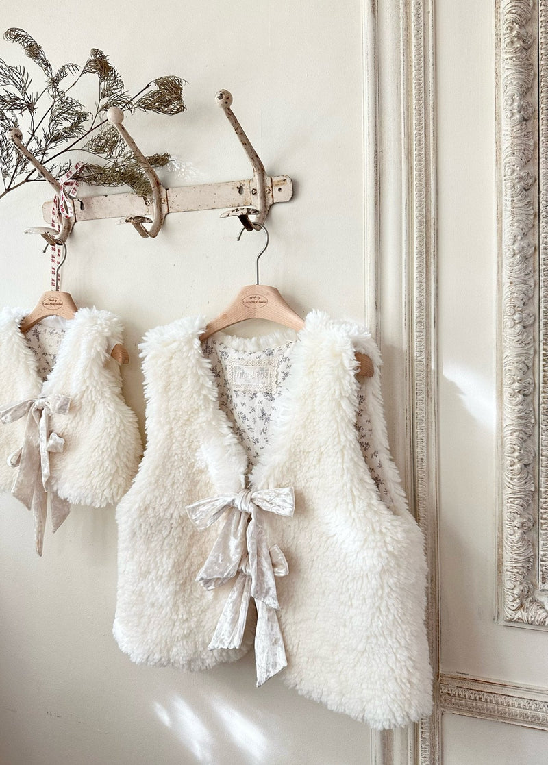Reversible Eco Fur Adult Vest