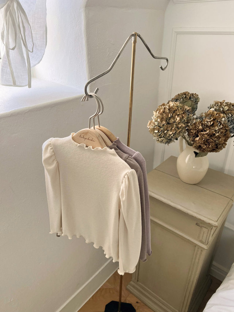 Lyon Highneck Top _2 Colours