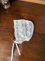 Adel Lace Bonnet