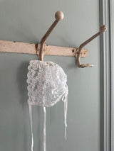 Lace Laura Bonnets _2Types