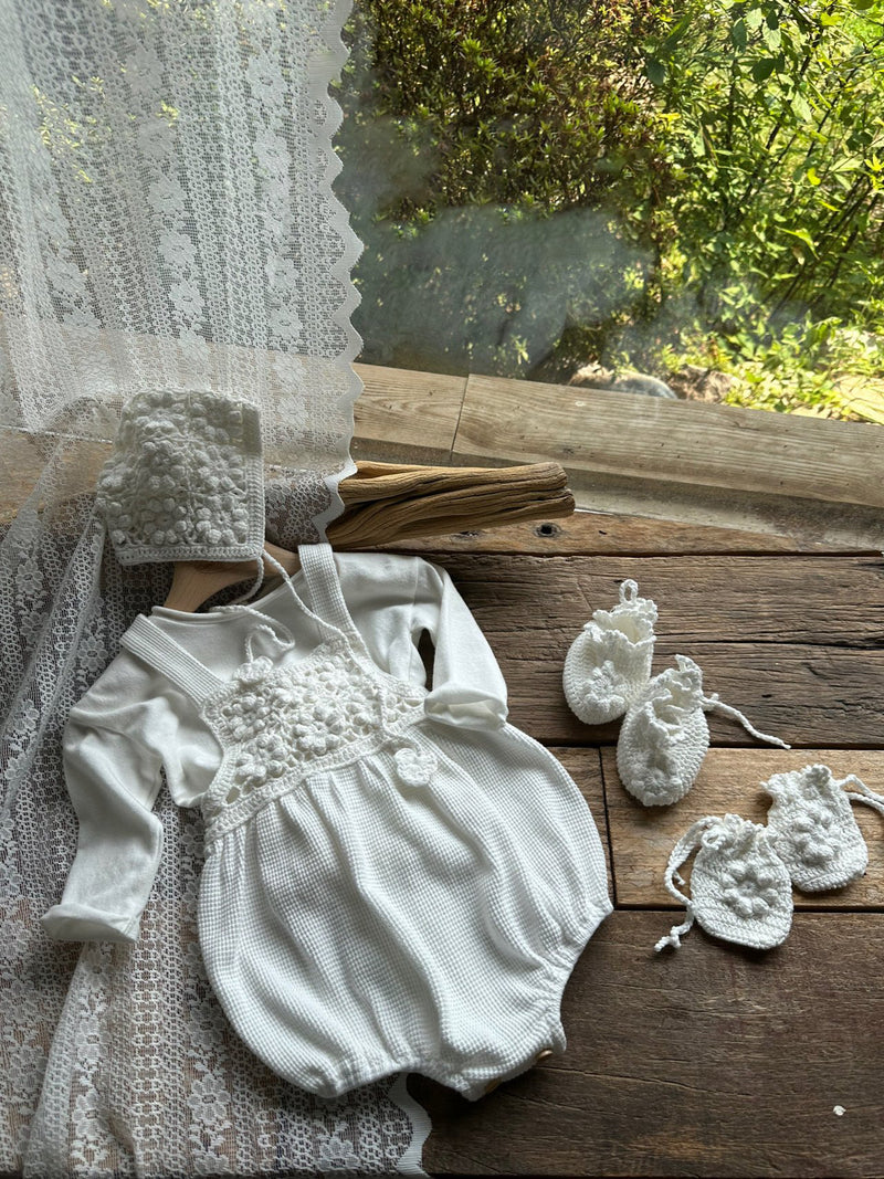 Monbebe Handmade Newborn Booties_2Colours