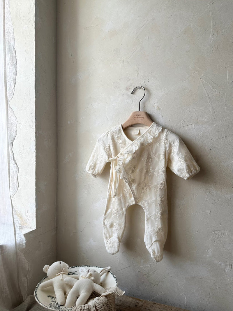 Monbebe Lace Cosy Suits from Newborn size_2Colours