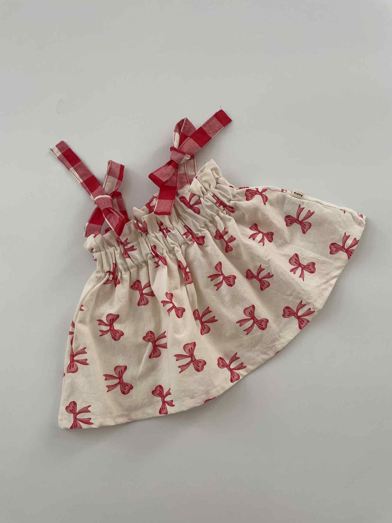 Red Ribbon Sleeveless Blouse