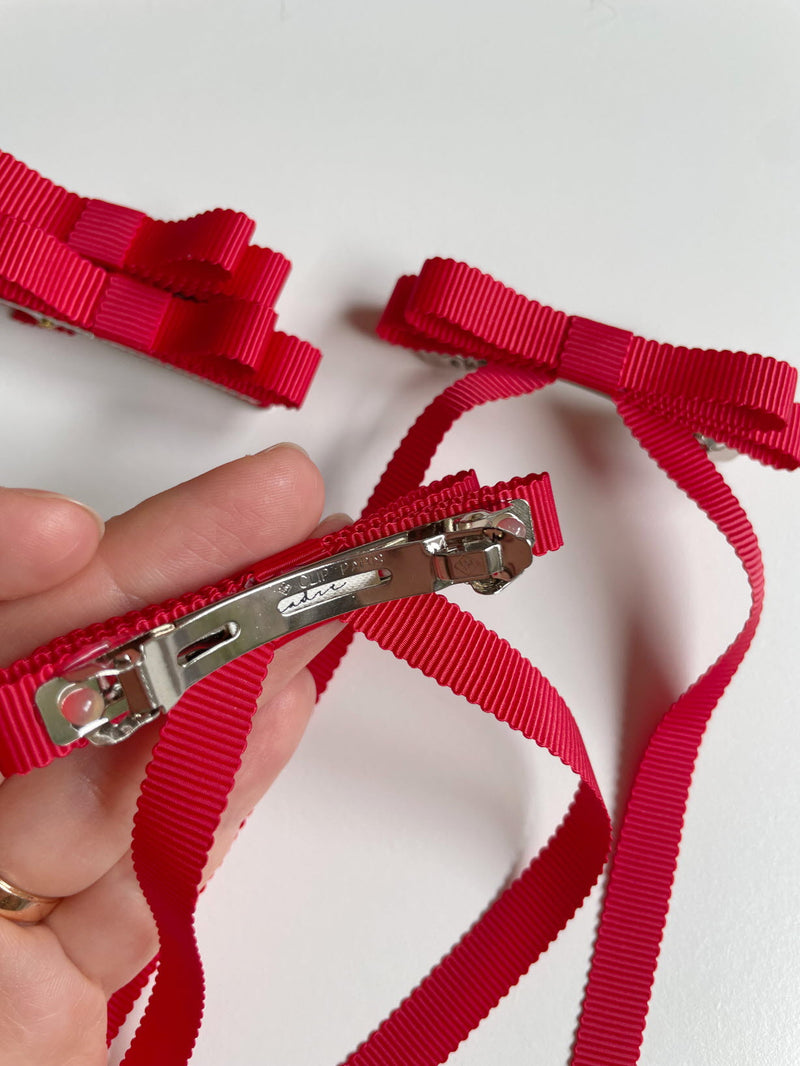 Red Ribbed Tape Long Tail Ribbon Clip Set