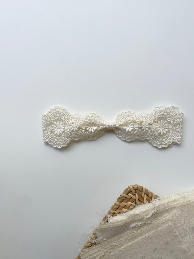 Dandelion Lace Headband