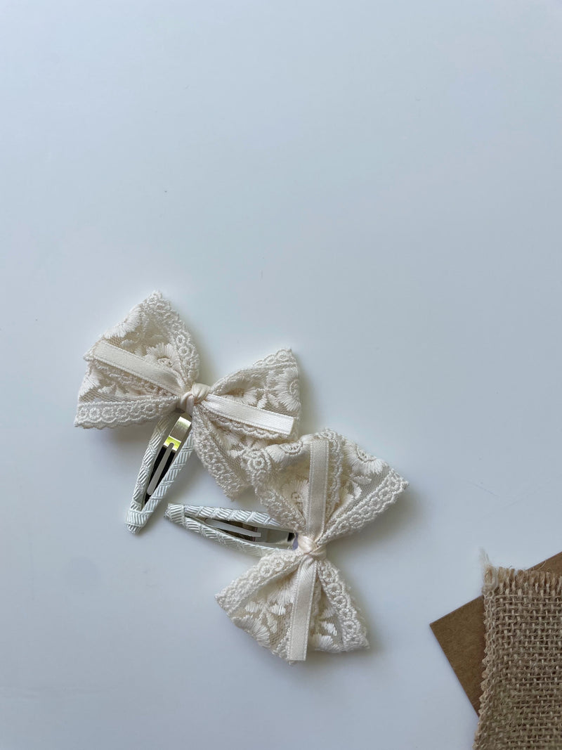 Butterfly Bow Clip Set